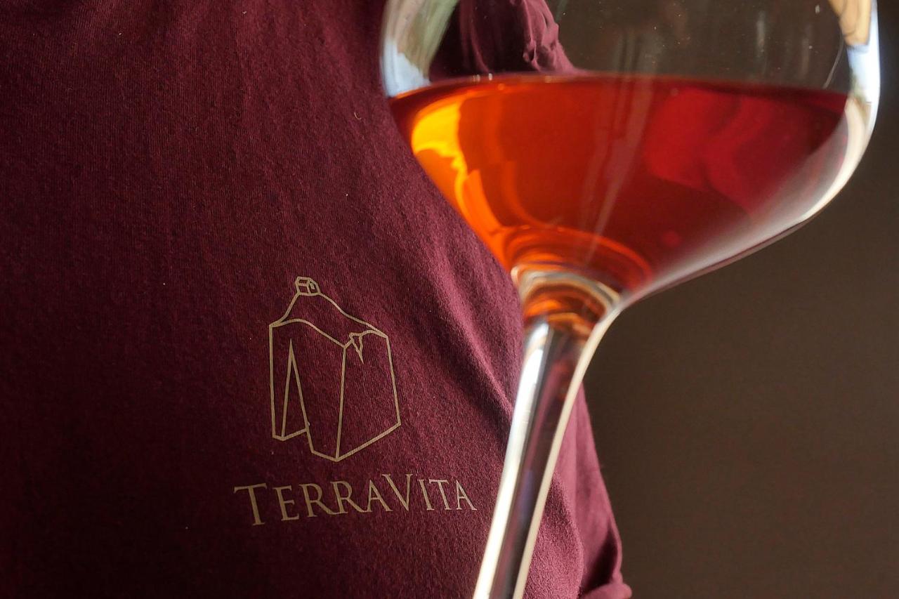 סוברטו Terravita Winery & Boutique Apartments מראה חיצוני תמונה